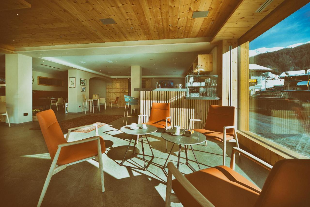 Hotel St. Michael Livigno Extérieur photo
