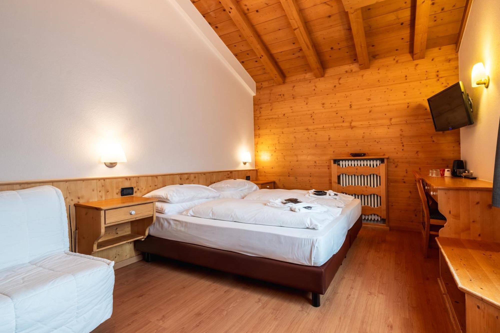 Hotel St. Michael Livigno Extérieur photo